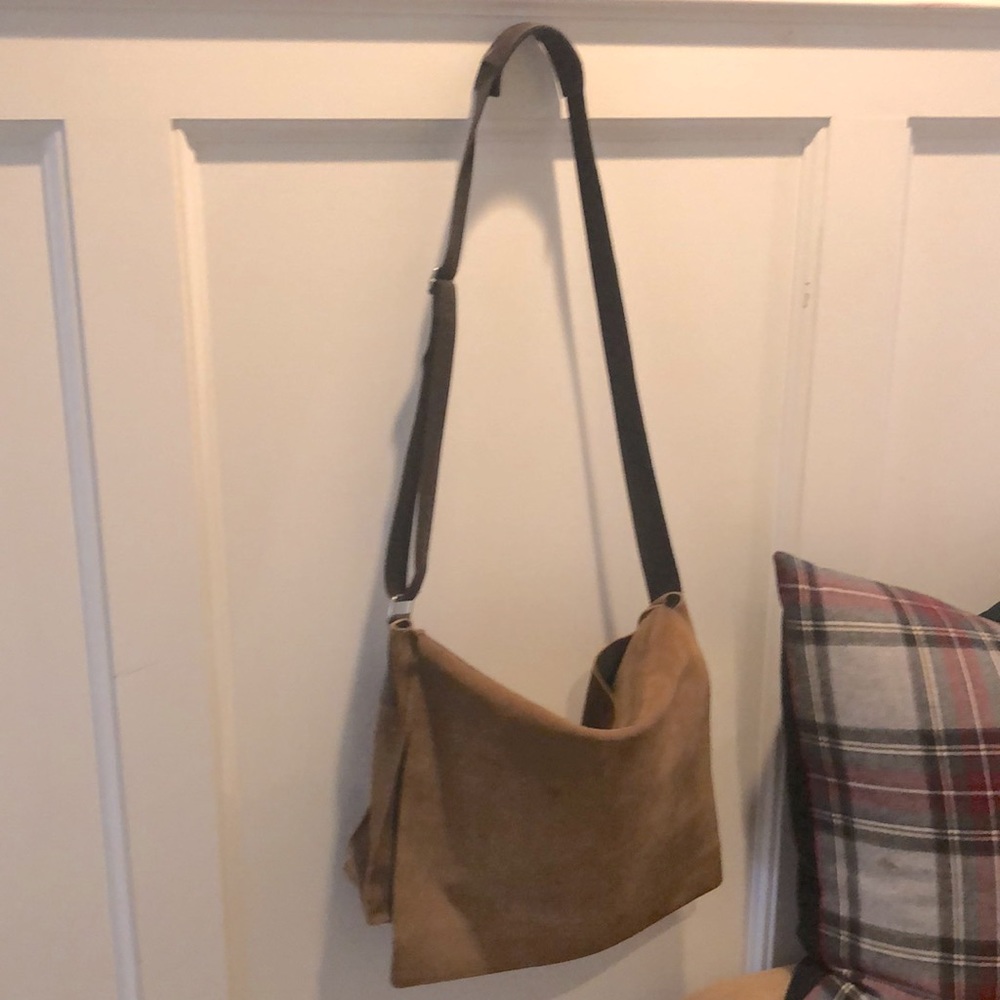 Banana Republic Suede + Leather Laptop/Briefcase/messenger Bag. For Men or Women